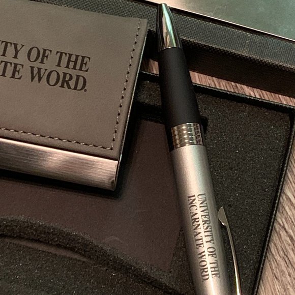 PR: 🟫 UIW Business Card Holder and Stylus Pen - Picture 5 of 13